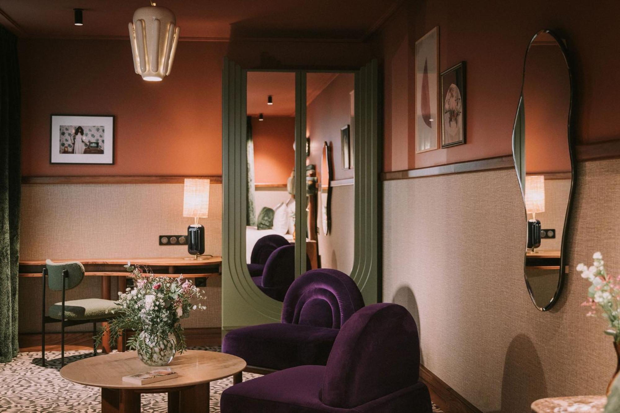 1.75 Paris La Treve Hotel Exterior photo