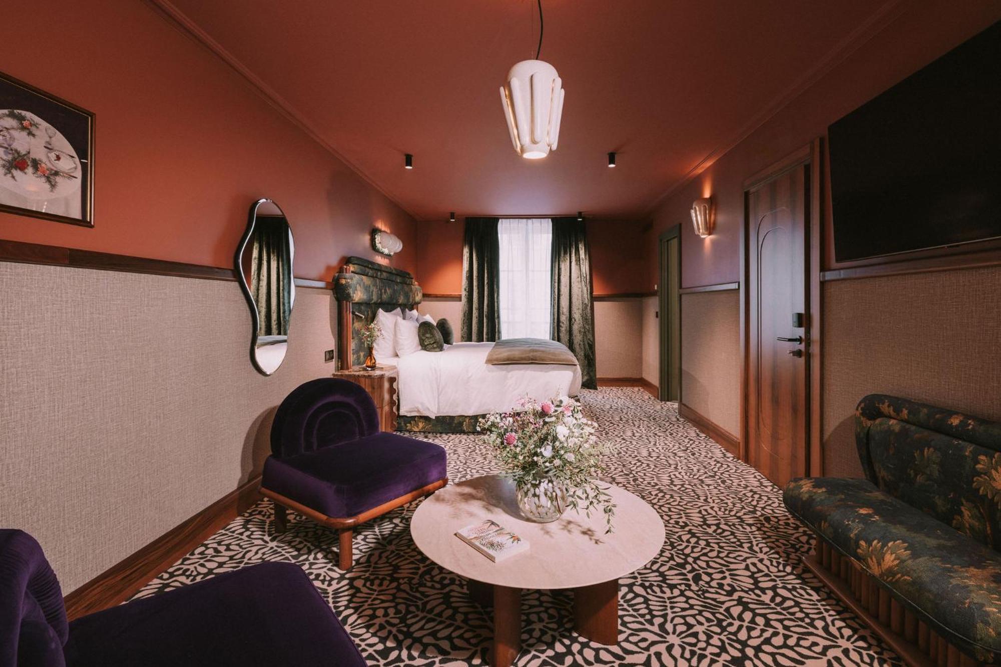 1.75 Paris La Treve Hotel Exterior photo