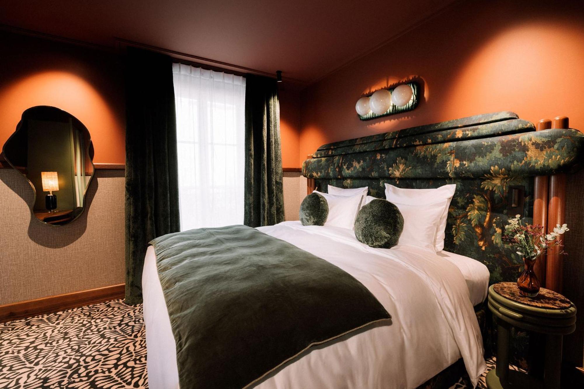 1.75 Paris La Treve Hotel Exterior photo